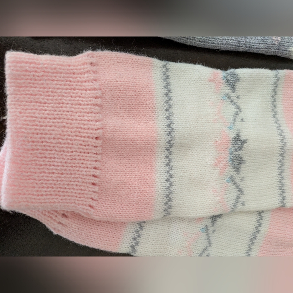 2 Pairs Of Cozy Knit Leg Warmers. - Picture 6 of 6